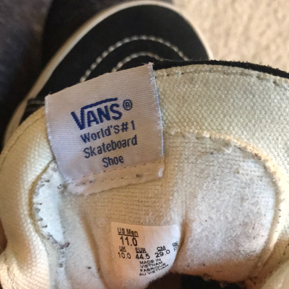 Shoes - Picture 4 of 5